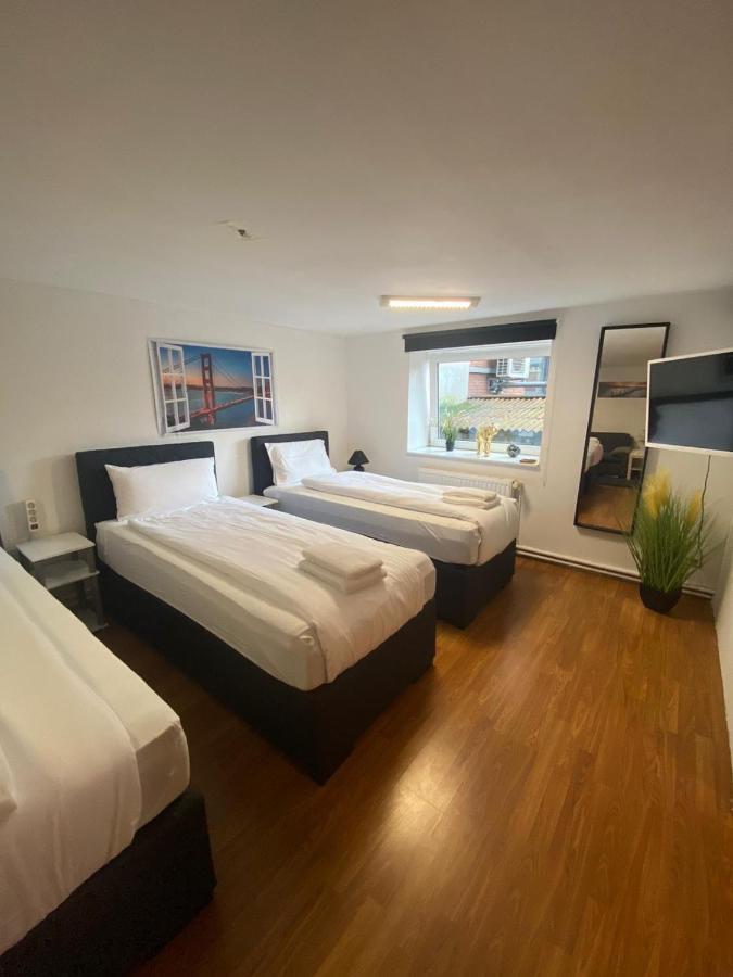 City Apartments Direkt Am Hauptbahnhof - Perfekt Fuer Pendler Und Monteure Neumünster Buitenkant foto