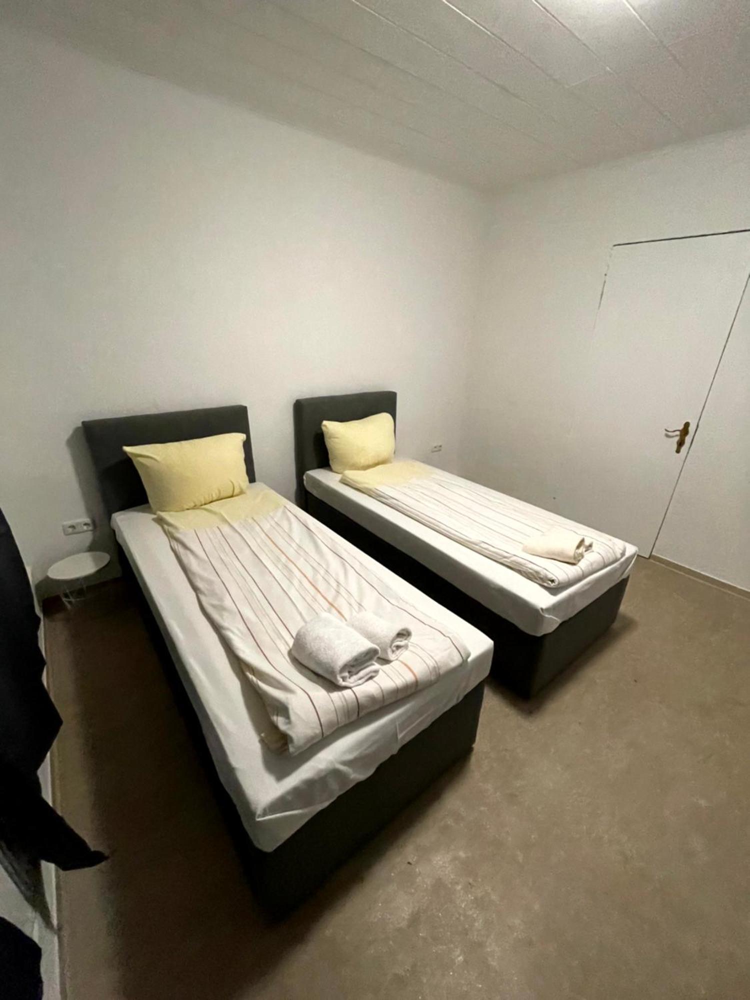 City Apartments Direkt Am Hauptbahnhof - Perfekt Fuer Pendler Und Monteure Neumünster Buitenkant foto