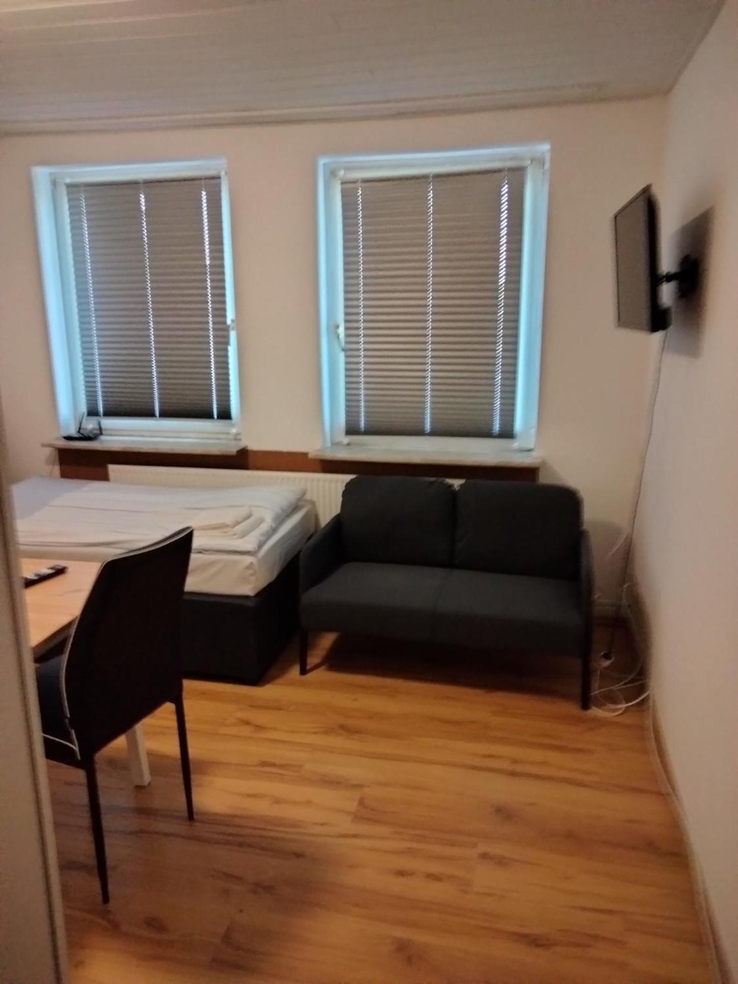 City Apartments Direkt Am Hauptbahnhof - Perfekt Fuer Pendler Und Monteure Neumünster Buitenkant foto