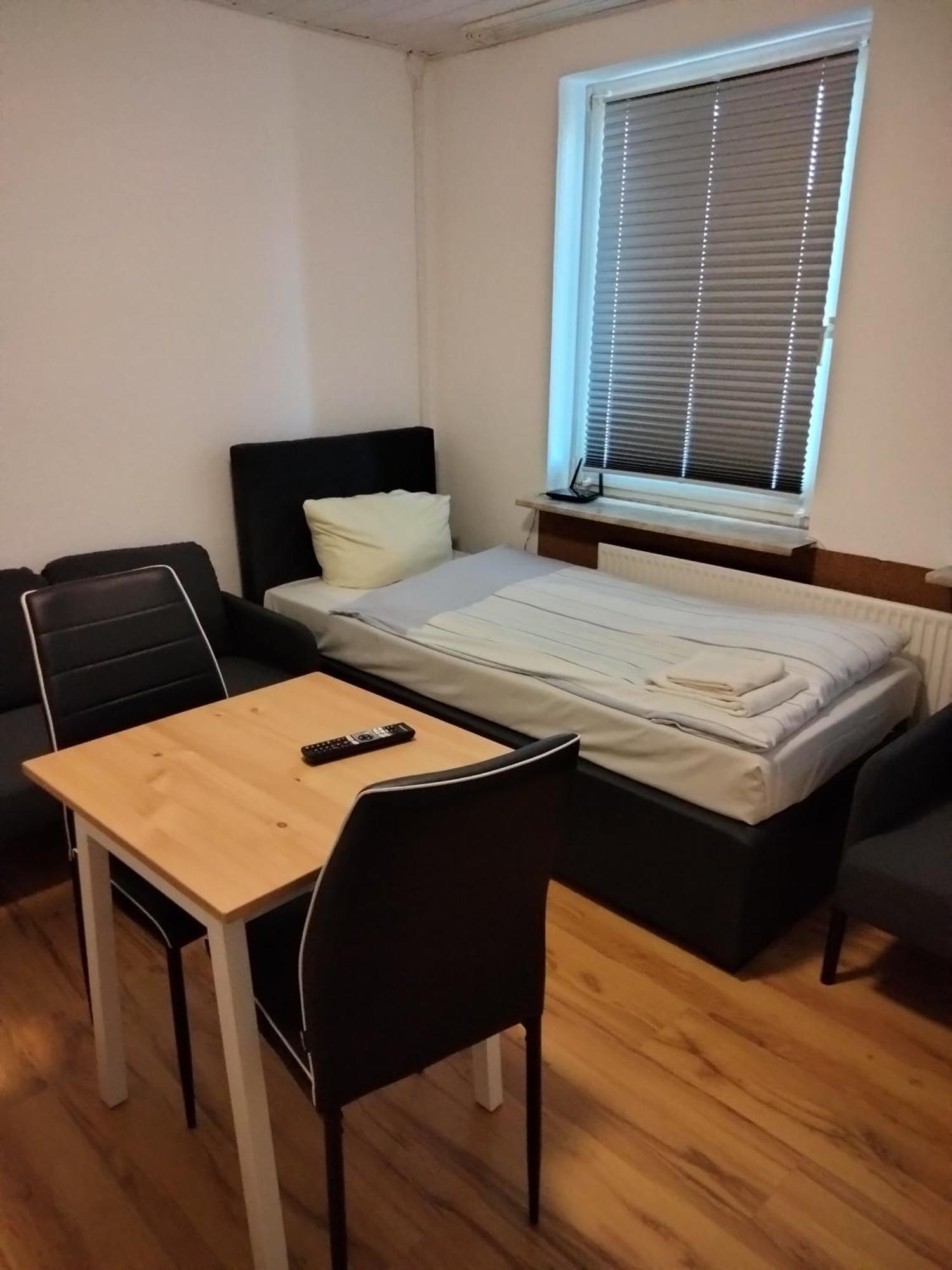 City Apartments Direkt Am Hauptbahnhof - Perfekt Fuer Pendler Und Monteure Neumünster Buitenkant foto