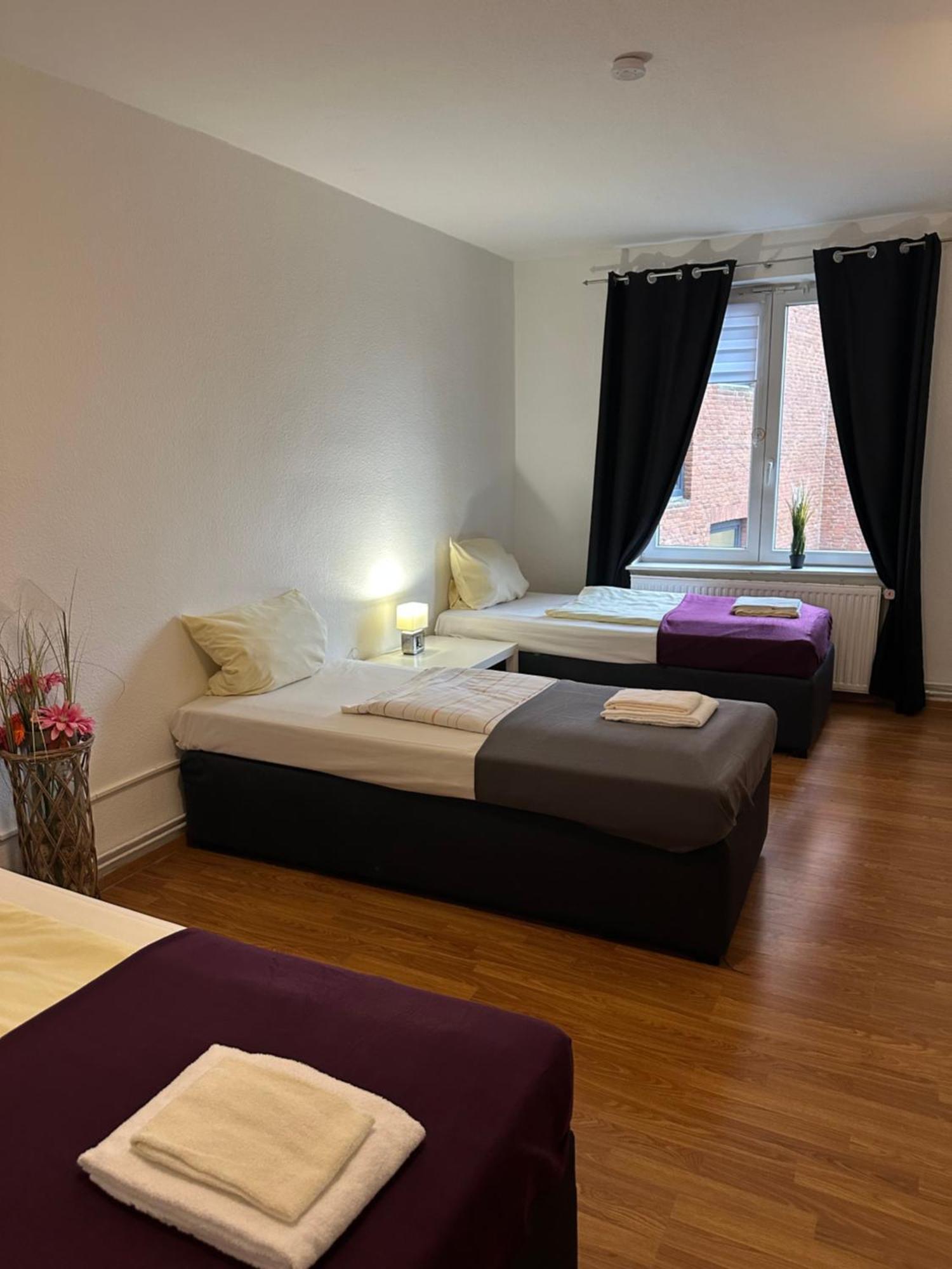 City Apartments Direkt Am Hauptbahnhof - Perfekt Fuer Pendler Und Monteure Neumünster Buitenkant foto
