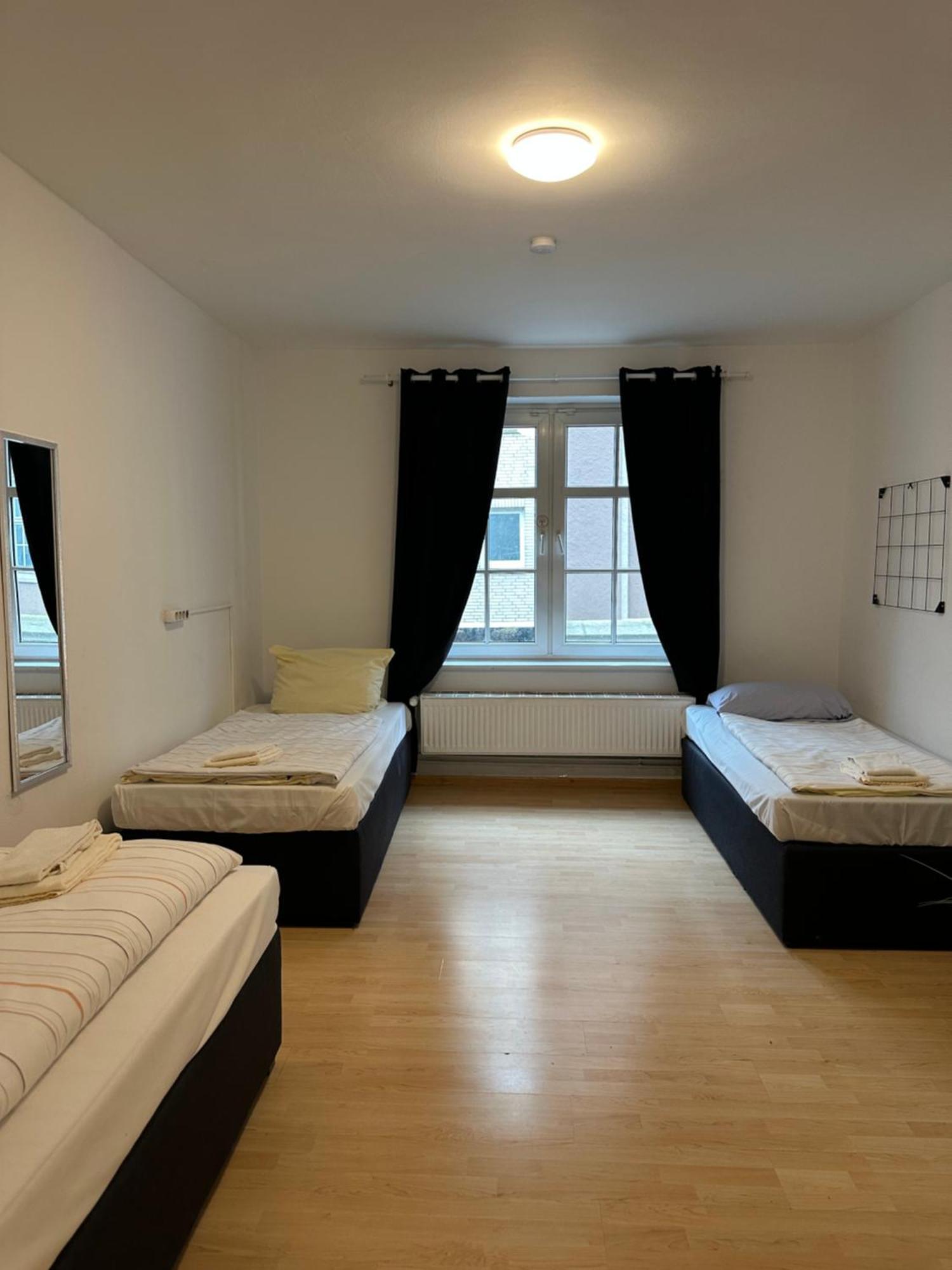 City Apartments Direkt Am Hauptbahnhof - Perfekt Fuer Pendler Und Monteure Neumünster Buitenkant foto