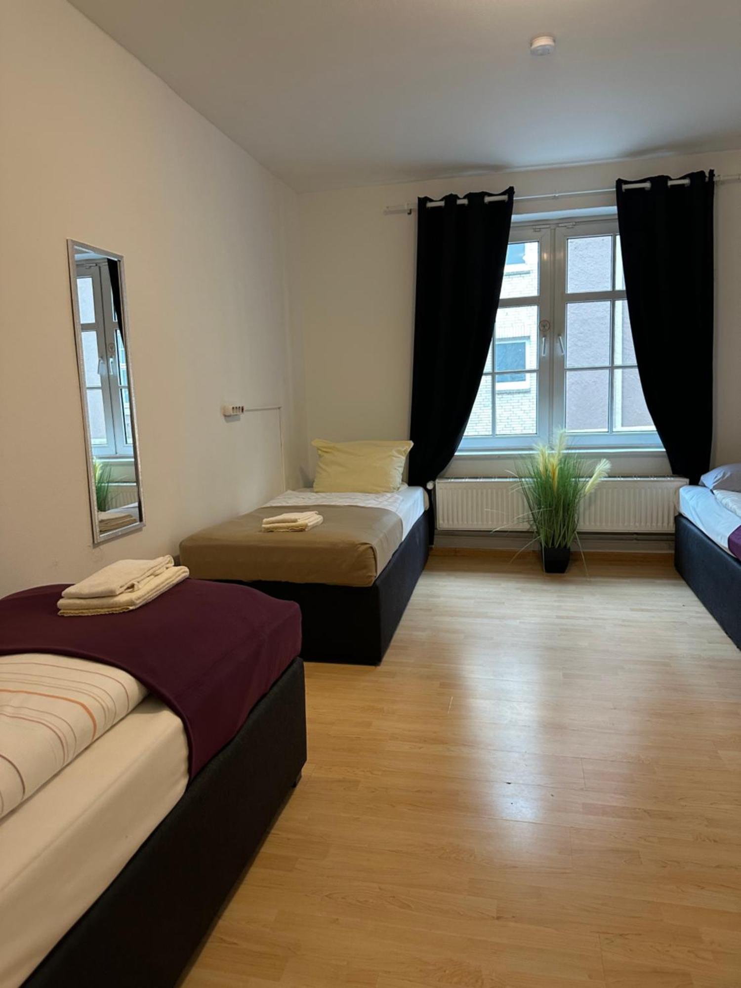 City Apartments Direkt Am Hauptbahnhof - Perfekt Fuer Pendler Und Monteure Neumünster Buitenkant foto