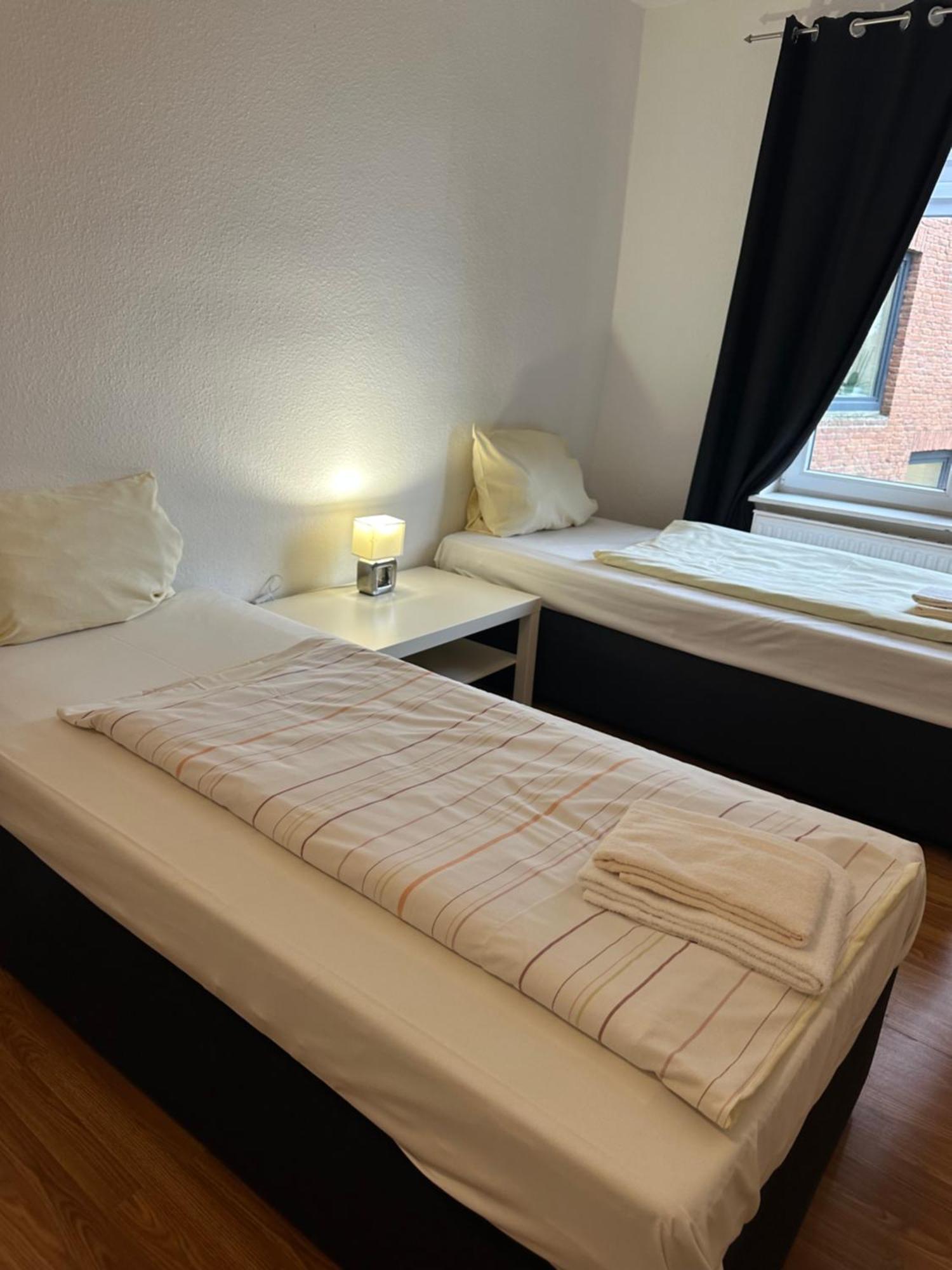 City Apartments Direkt Am Hauptbahnhof - Perfekt Fuer Pendler Und Monteure Neumünster Buitenkant foto