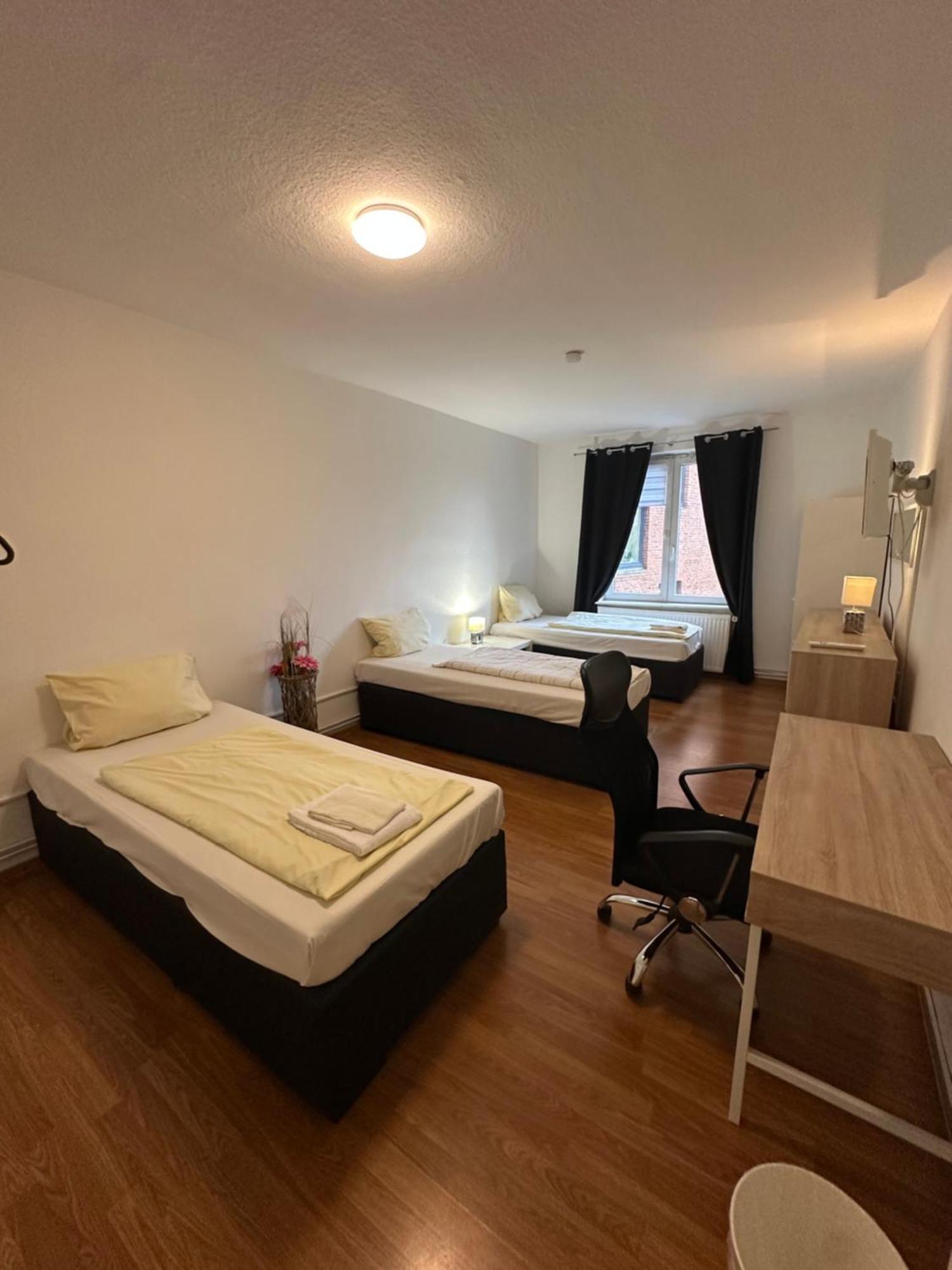 City Apartments Direkt Am Hauptbahnhof - Perfekt Fuer Pendler Und Monteure Neumünster Buitenkant foto