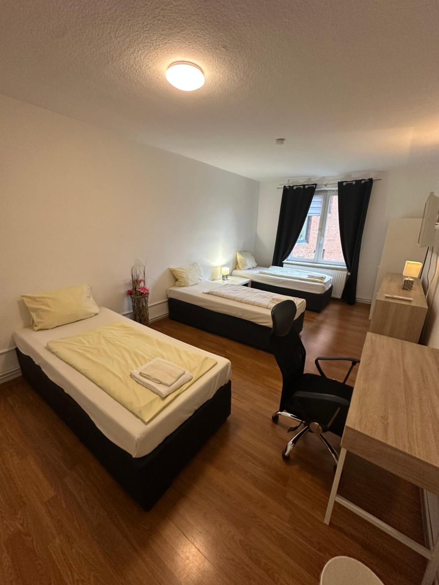 City Apartments Direkt Am Hauptbahnhof - Perfekt Fuer Pendler Und Monteure Neumünster Buitenkant foto