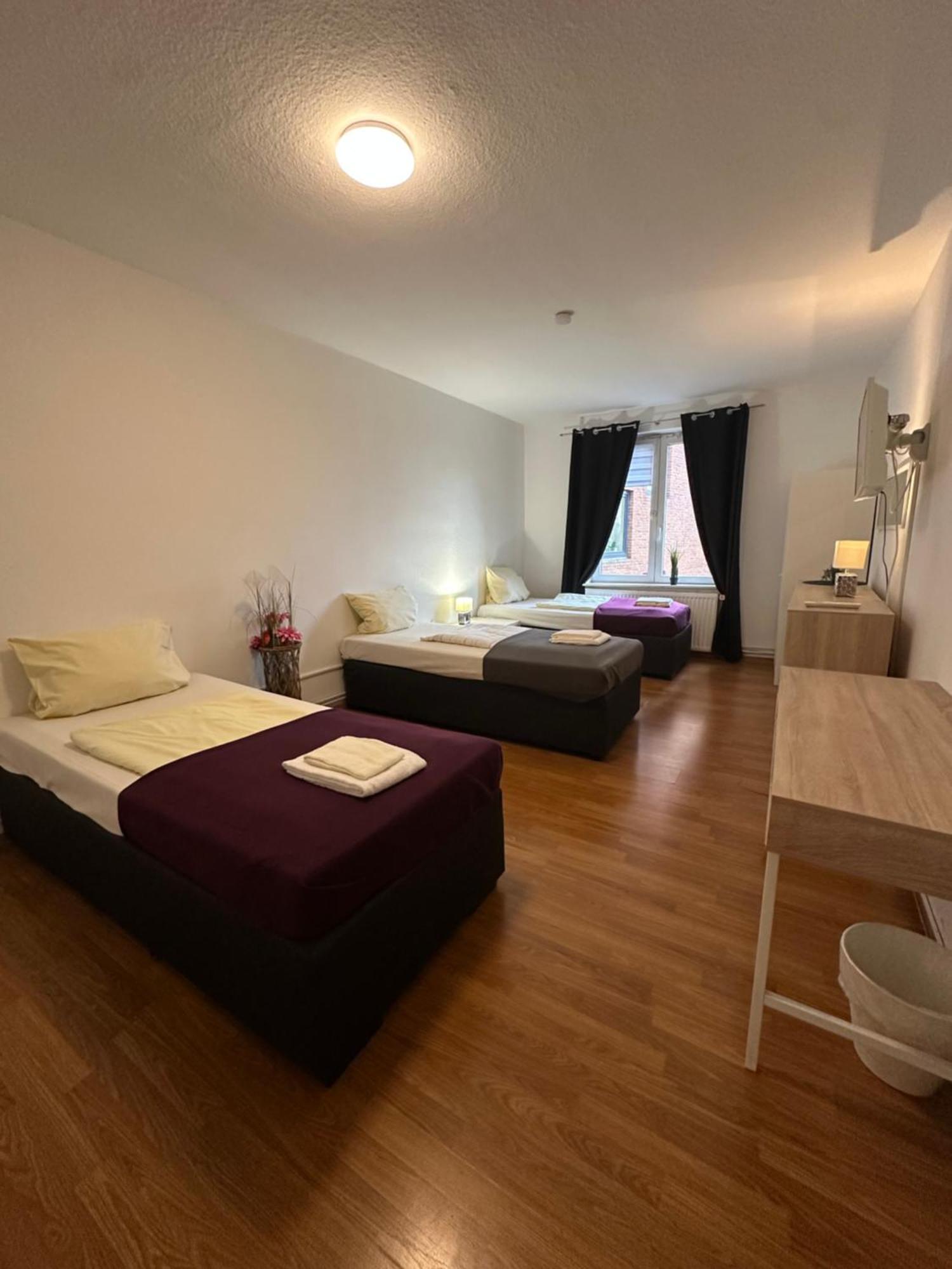 City Apartments Direkt Am Hauptbahnhof - Perfekt Fuer Pendler Und Monteure Neumünster Buitenkant foto